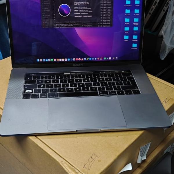 🫛🫛💙MacBook Pro A1990