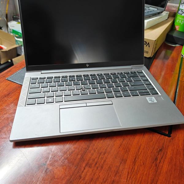 🏈🏈🏈Hp Zbook FireFly